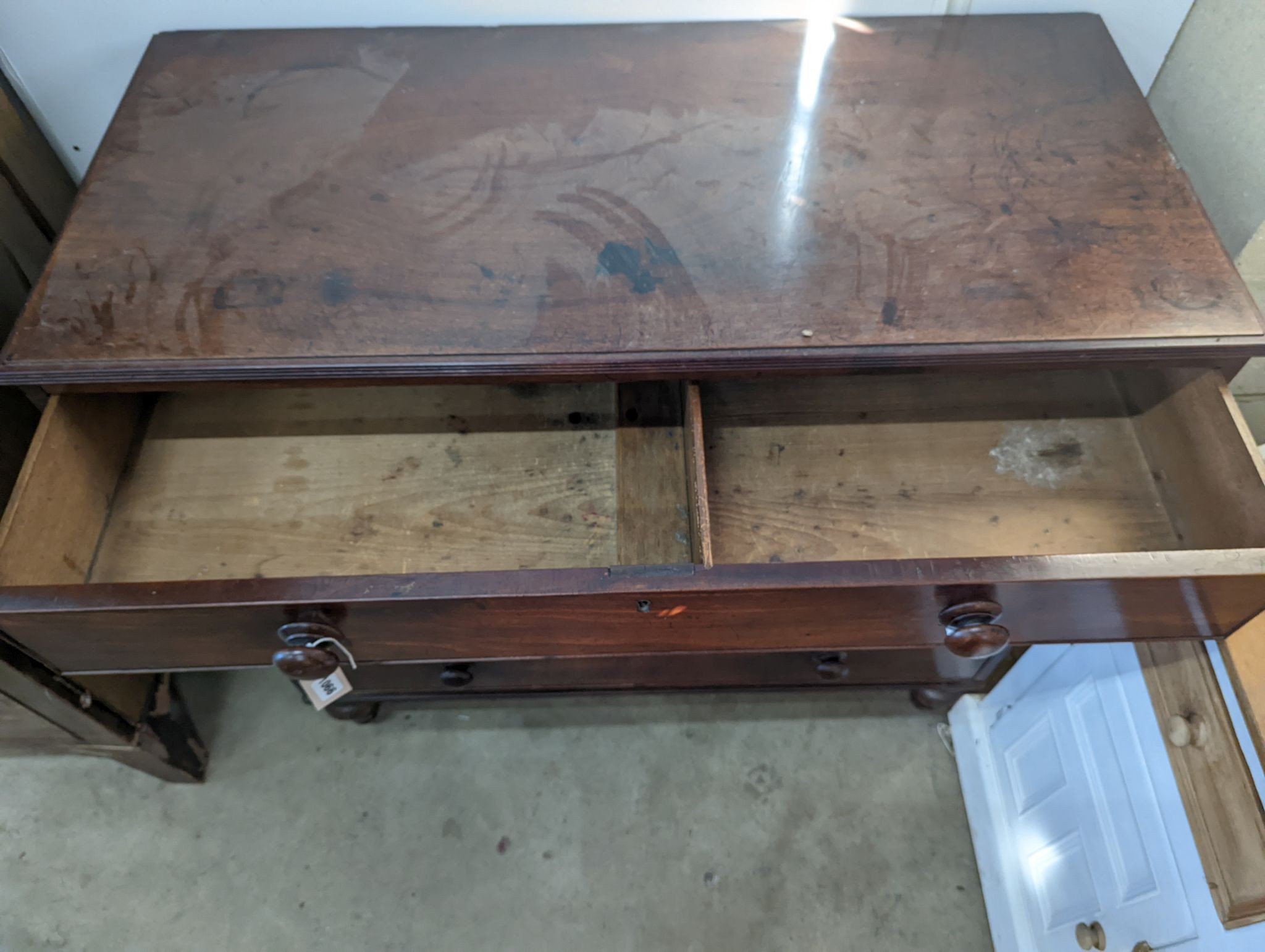 A George IV mahogany chest, width 116cm, depth 54cm, height 106cm